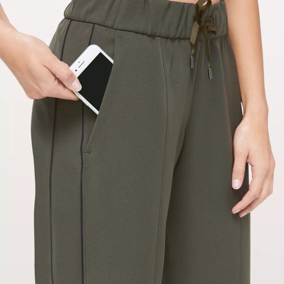 LULULEMON ON THE RIGHT TRACK DEEP GREEN SPLIT HEM PANTS SEE MEASUREMENTS - Picture 4 of 12